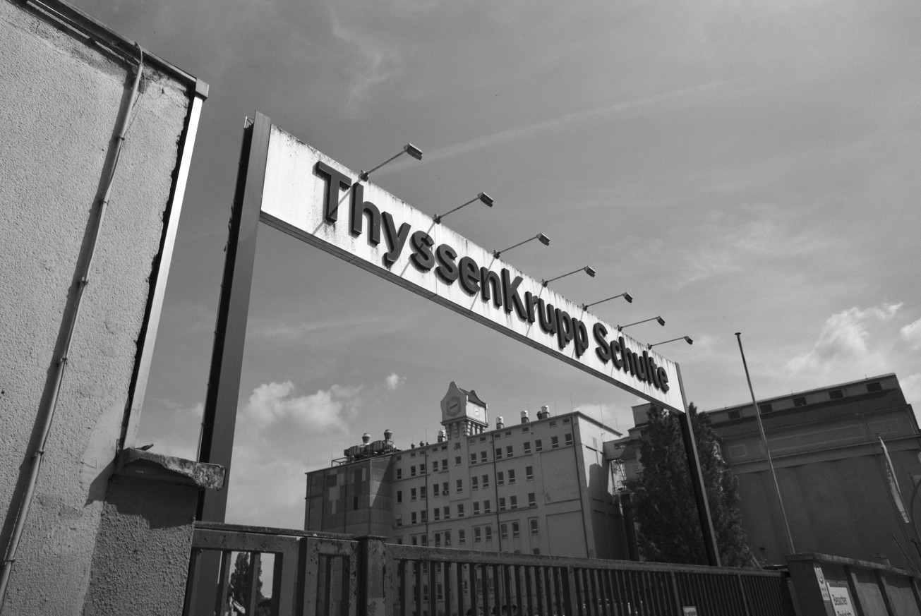 Einfahrt ThyssenKrupp