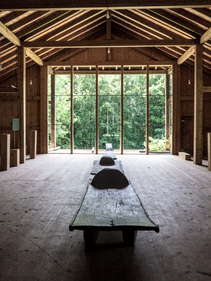 Blick in die Afrikahalle von Fritz Koenig