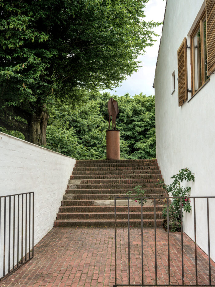 Treppe zum Skulpturengarten
